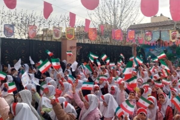 جشن دهه فجر و اعیاد شعبانیه در مدرسه عطر کوثر پردیس