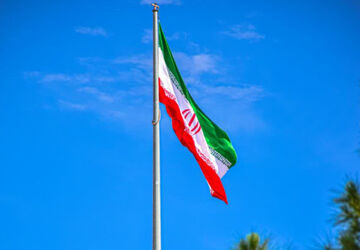 پرچم ایران بر فراز کاشمر به اهتزاز درآمد