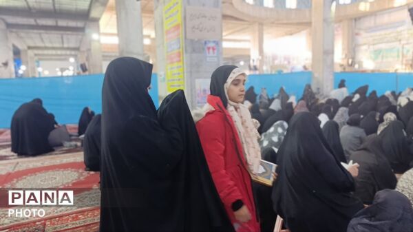 نماز عید بندگی در مسجد جامع نیشابور 