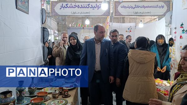 نمایشگاه دستاوردها و توانمندی بانوان روستایی در روستای بشرآباد