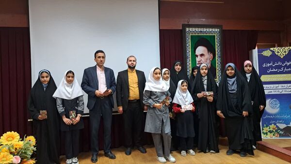 تجلیل از نخبگان قرآنی در نکا
