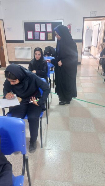 بازدید سرپرست اداره آموزش و پرورش استثنایی استان از روند برگزاری امتحانات نوبت دوم