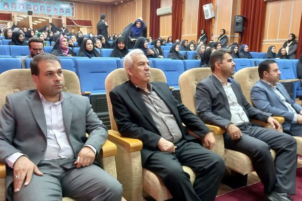 گرامیداشت هفته پیوند انجمن‌ و اولیا در قرچک