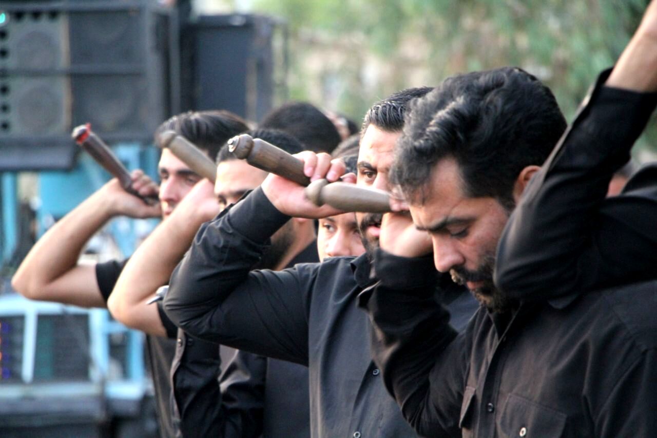 مراسم زنجیر زنی در شهرستان بم 
