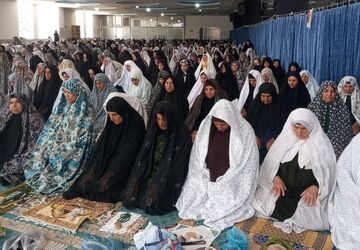 گزارشی از نماز جمعه‌ی عبادی و سیاسی این هفته‌ی شهرستان لردگان 