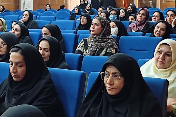 برگزاری جلسه مشاوره و پیشگیری از آسیب های اجتماعی در کانون ملائک شهرستان قرچک