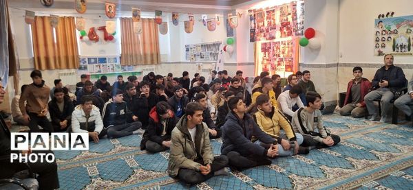 دانش‌آموزان مرندی، راویان نسل امروز انقلاب اسلامی