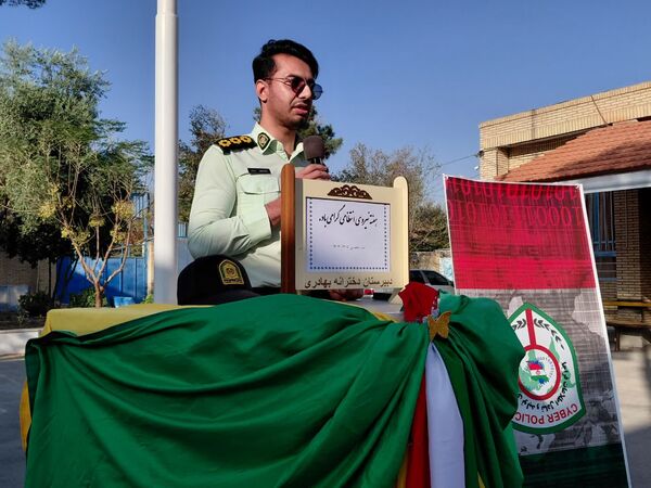 امنیت از کلاس تا خیابان؛ پلیس در جمع دانش‌آموزان بهادری