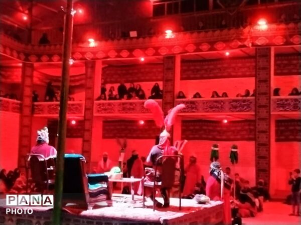 تعزیه؛ آیینی که صحنه را روایت کربلا می‌کند