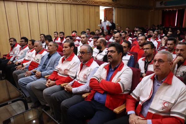  آیین تجلیل از ایثارگری‌های کارکنان و نجاتگران جمعیت هلال‌احمر استان همدان  