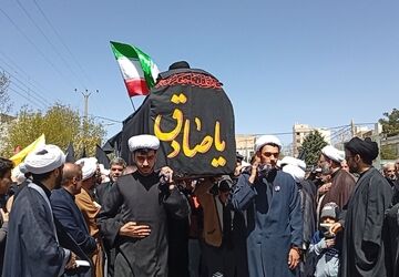 نوای مرثیه‌خوانی و آیین عزاداری شهادت امام جعفر صادق(ع) در ملایر