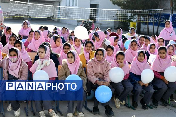 جشن شیر در مدرسه ابتدایی زینب قهرمانی مه‌ولات