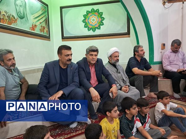 محفل انس با قرآن کریم در زورخانه باب‌الحوائج قائمشهر