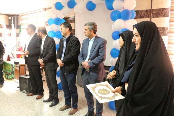 بزرگداشت روز زن و تجلیل از بانوان شاغل در آموزش‌وپرورش 