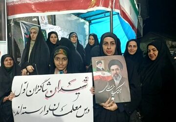 معلم؛ فانوس امید در روزهای سخت