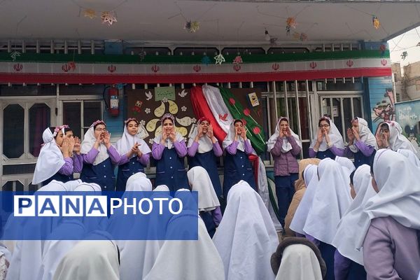 جشن میلاد امام زمان(عج) و ایام الله دهه فجر در مدارس شهرستان قدس