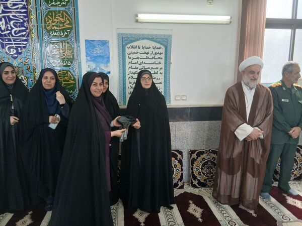 همایش کوهپیمایی کارکنان آموزش و پرورش گیلان 