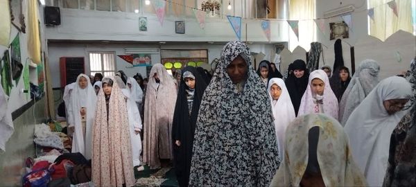 مراسم باشکوه اعتکاف در مسجد امام حسین(ع) کاشمر فدافن