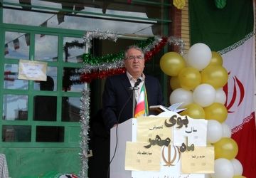 آغاز سال تحصیلی در ملکان با طنین زنگ علم و نماز