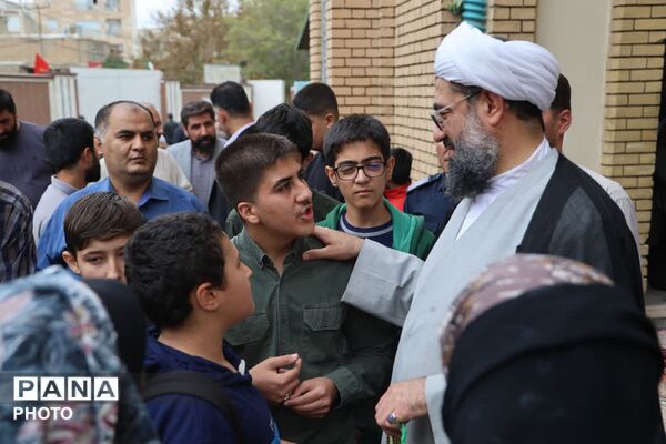 اقامه نماز جمعه همدان به امامت آیت‌الله شعبانی
