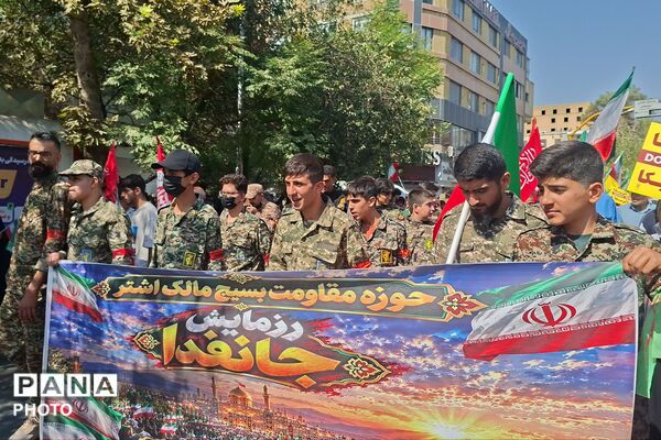 اجتماع ۱۵۰ هزار نفری جان‌فدایان ایران در شیراز