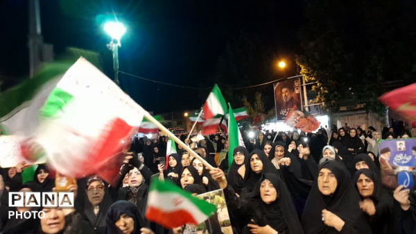 نود و نهمین تجمع اقتدار و ایستادگی در کوهدشت