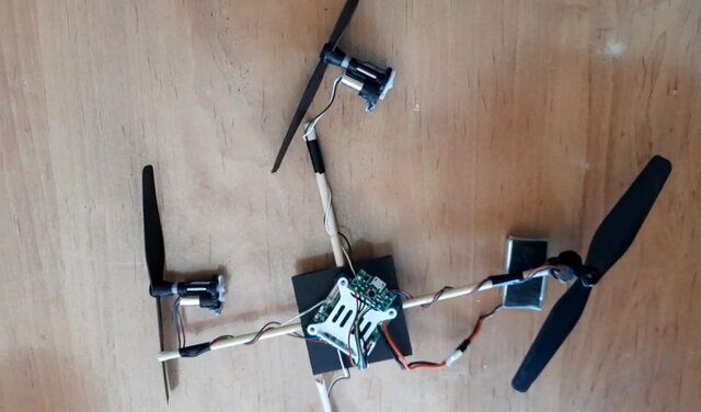 سرنگونی ۱۶ ریز پرنده دشمن صهیونی/ دستگیری ۲۴ جاسوس