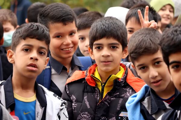 صبحگاه دانش در دبستان خیراندیشان گرگان