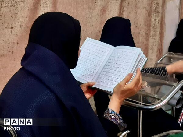 مراسم عزادای بانوان در حرم حضرت معصومه(س)