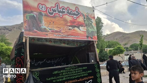تاسوعایینان با نوای طبل و سینه‌زنی بر مزار شهدا حاضر شدند