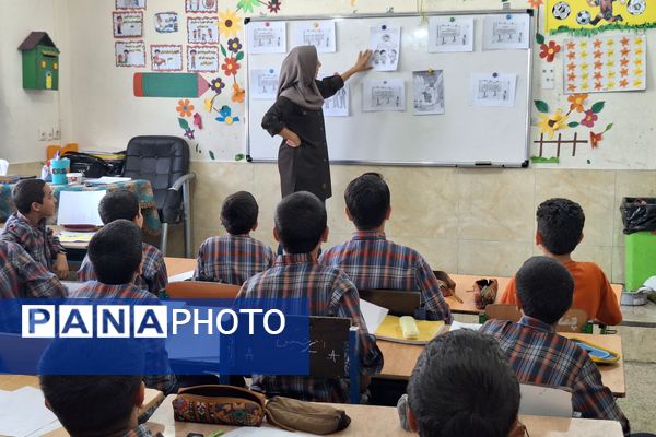 آموزش مهارت جراتمندی توسط دانش‌آموز خبرنگار پانا همگام با معلم