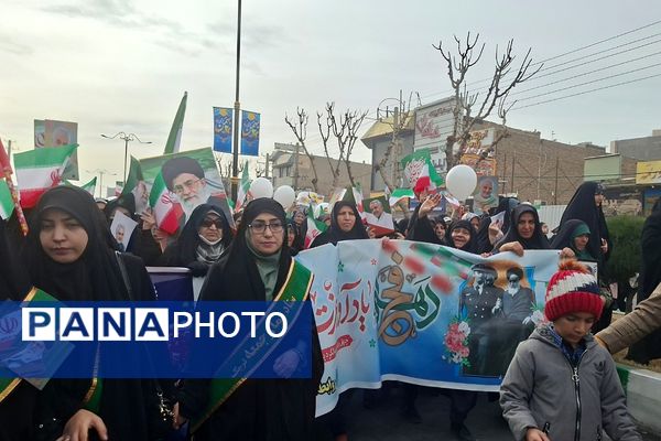 ۲۲ بهمن، میعادگاه حضور آگاهانه مردم قرچک در صحنه