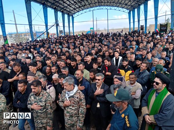 مراسم تشیع پیکر مطهر شهید علی اکبر خوافی در میان‌جلگه روستای سالاری 