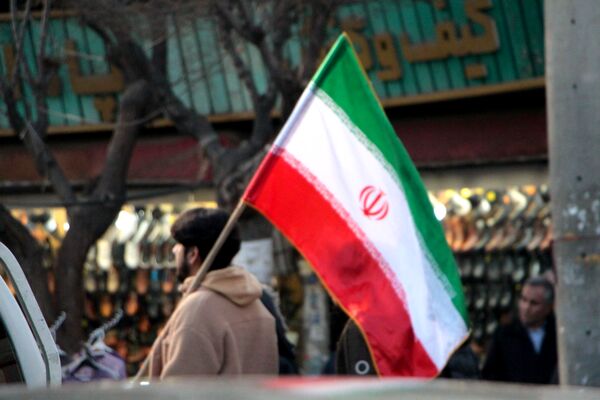 تا آخرین قطره‌ی خون برای ایران، به پای ایران
