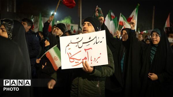 تجمعات عظیم مردمی نسبت به استکبار جهانی در کرج
