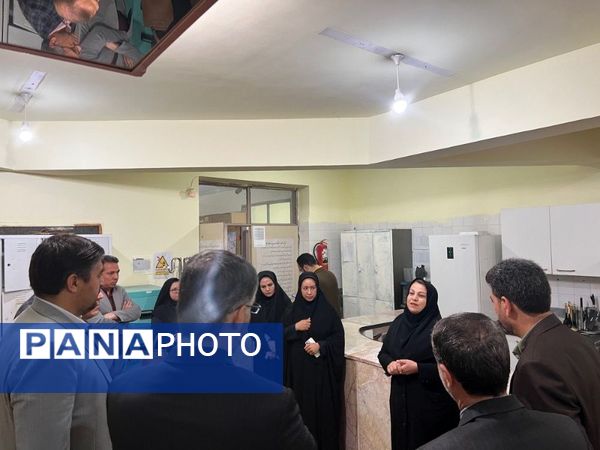 بازدید مدیر کل دفتر فنی و حرفه‌ای و کار دانش وزارت آموزش و پرورش از شهرستان سملقان