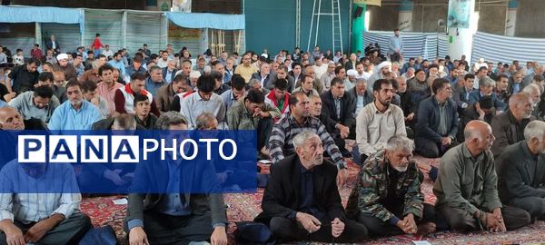 برگزاری با شکوه نماز جماعت عبادی سیاسی جمعه در شهرستان نورآباد