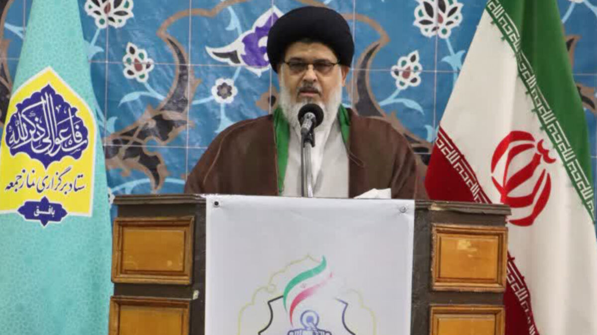 رهبر معظم انقلاب راه آینده روشن را برای ملت ترسیم کردند