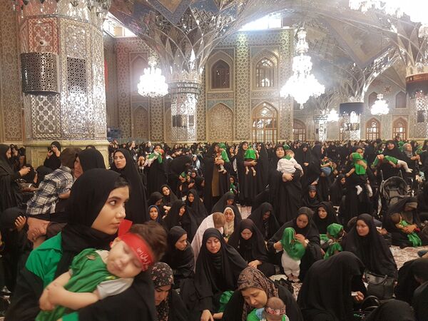 برگزاری بزرگترین اجتماع شیرخوارگان حسینی در حرم مطهر رضوی