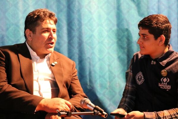 نماز در مدارس باید با نشاط و متناسب با سلیقه دانش‌آموزان برگزار شود