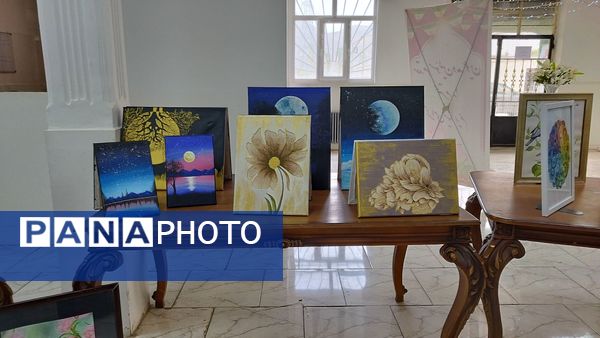 نمایشگاه دستاوردهای هنرجویان هنرستان شیخ محمد بلیغ و معرفت در شهرستان فیروزکوه