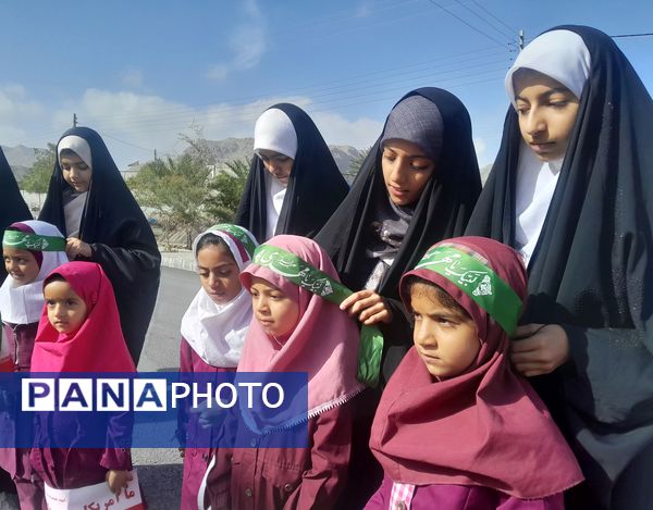 مردم بشاگرد پا به پای انقلاب