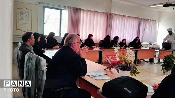 آموزش‌وپرورش فارسان میزبان نشست رمضانی