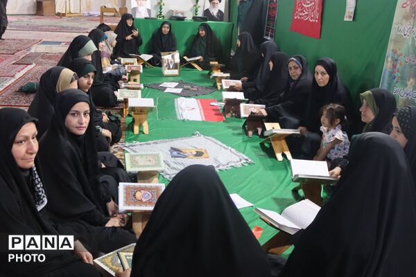  نماز جمعه در مصلی نسیم شهر