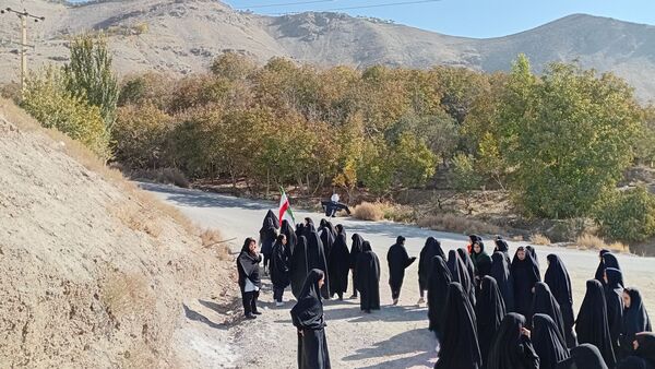 ۱۳ آبان؛ روایت ایستادگی نسل‌ها در مارکده