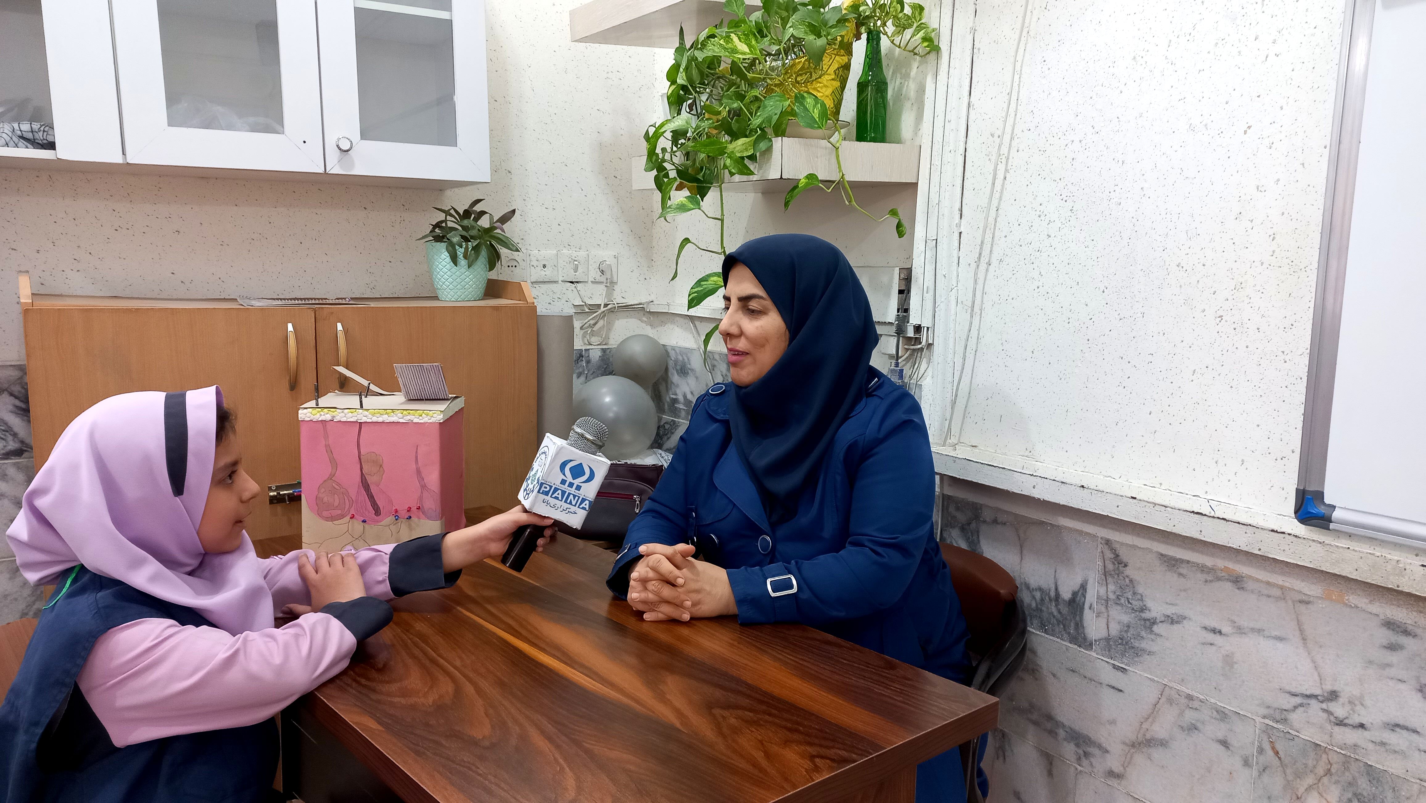 دانش‌آموزان باید با فعالیت‌های علمی و پژوهشی آشنا شوند