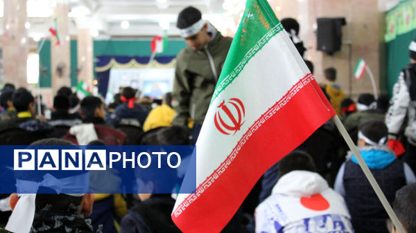 رونمایی از کتاب «سردار ایرانی» ویژه نوجوانان در قم