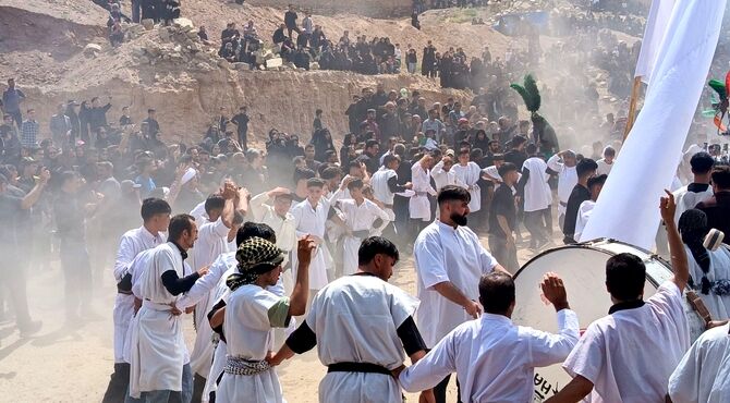 طنین نوای عاشورا در برزنون
