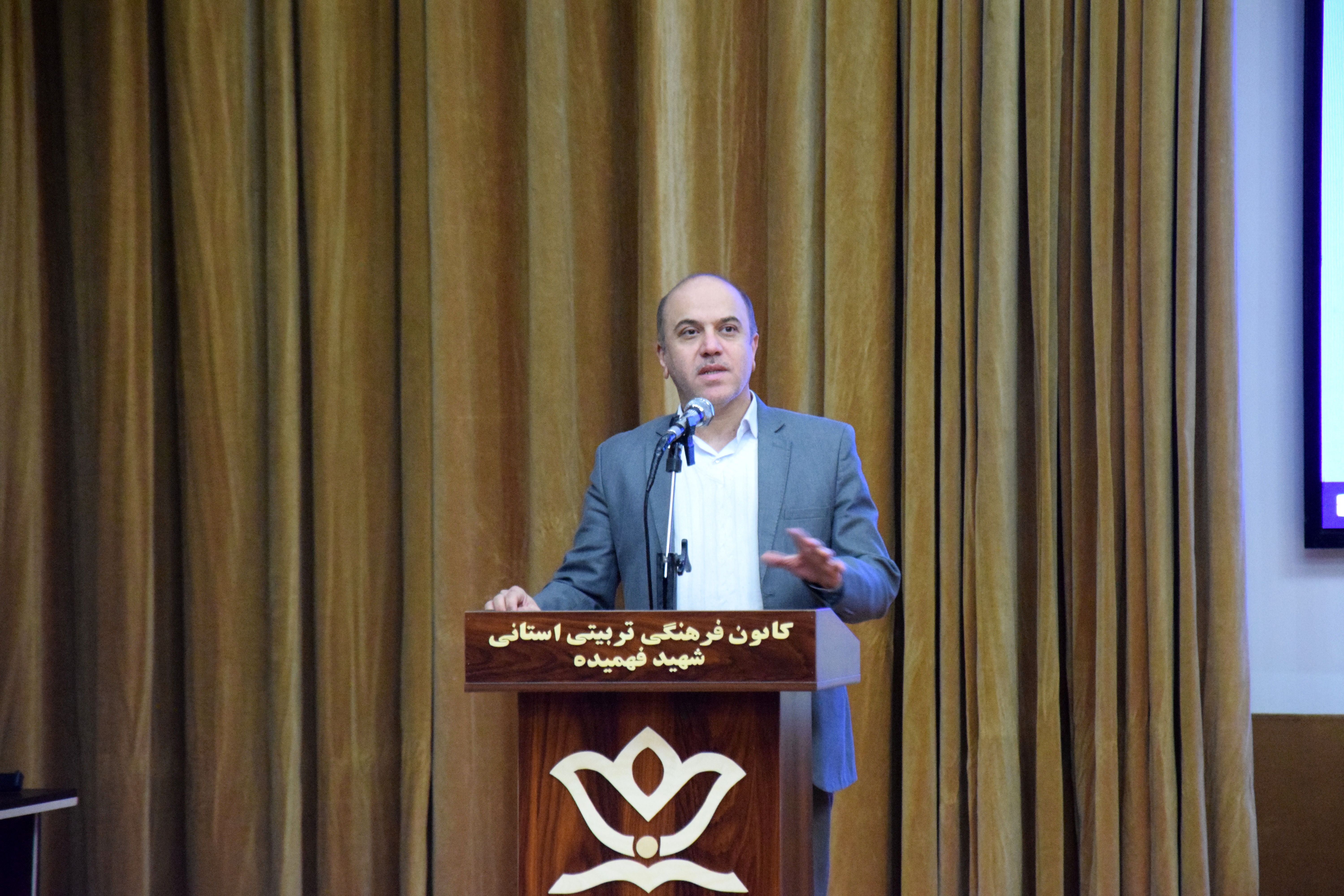 دفاع مقدس 12روزه با بسته‌های «ایرانمون» به‌صورت هوشمندانه روایت می‌شود