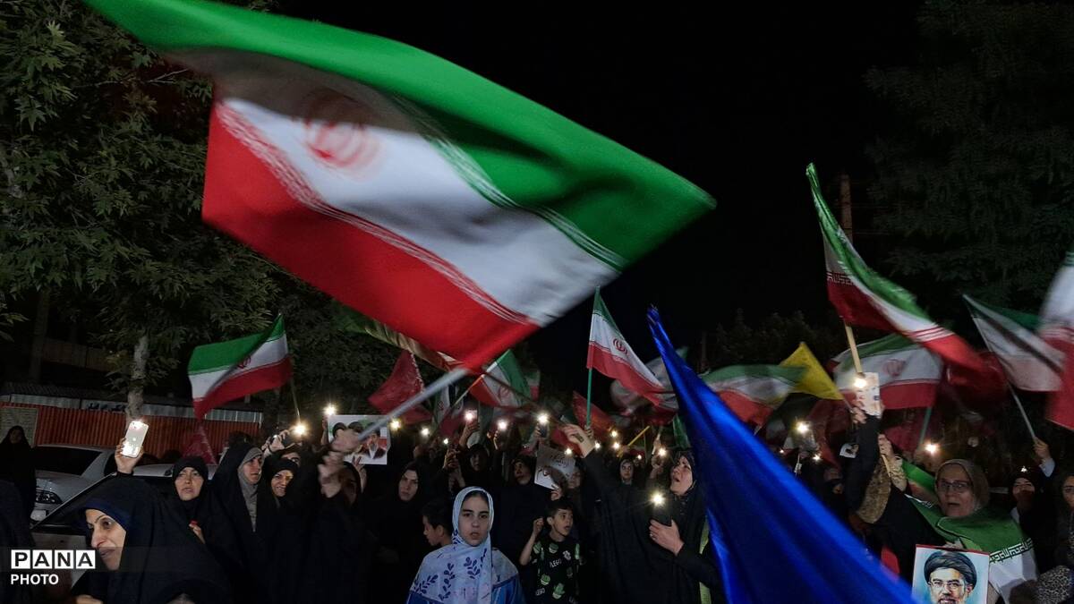 تداوم حضور اهالی مهرشهر در هشتاد و چهارمین شب از خروش مردمی